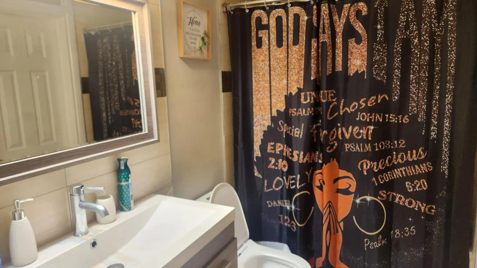 Room In House Upper Level برامبتون منزل للإقامة